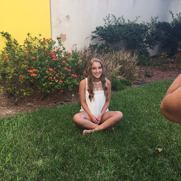 Meet your Posher, Madison - Picture 1 of 1